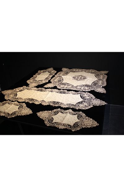 HUZUR ÇEYİZ 17 Piece Greek Handmade Lounge Set