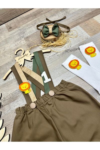 Feriatolye Lion Concept Brown Camel Mold Green Salopet and Bow Tie Socks Set for Baby Boy