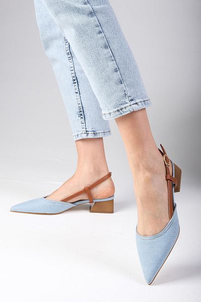 Mio Gusto Pantofi de damă cu toc scurt din țesătură din denim Carly Blue