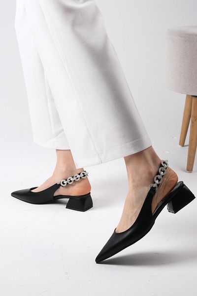 Mio Gusto Pantofi cu toc scurt Sophie, culoare neagră, cu spatele deschis, cu bandă de piatră