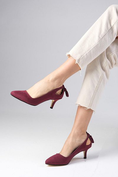 Mio Gusto Drop Burgunderfarbene Wildlederschuhe für Damen mit niedrigem Absatz