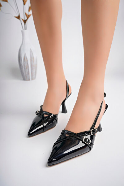 ŞIK STORE Margo Pointed Toe Two-Strap Buckle Corner Heel Black Patent Leather Women's Classic Heeled (9CM) Shoes