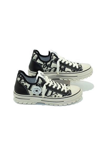 Guja Adidași cu model (forma este mai mică cu 1)