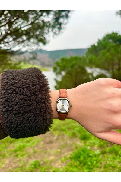 İnogge Women's Leather Wristwatch - Tan Oval Square Design
