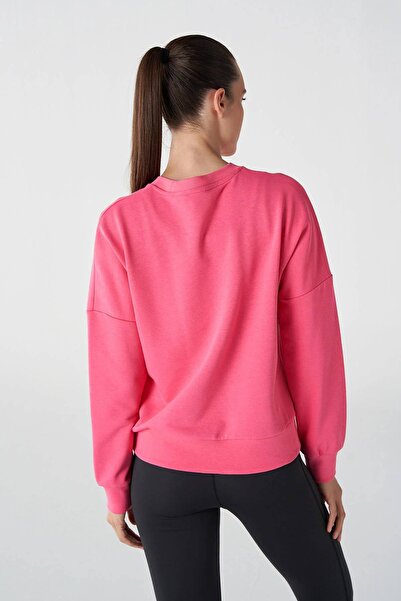 hummel 921838-3440 Hummel Hmlt-Ic Icona Sweatshırt Kadın Sweat HOT PINK