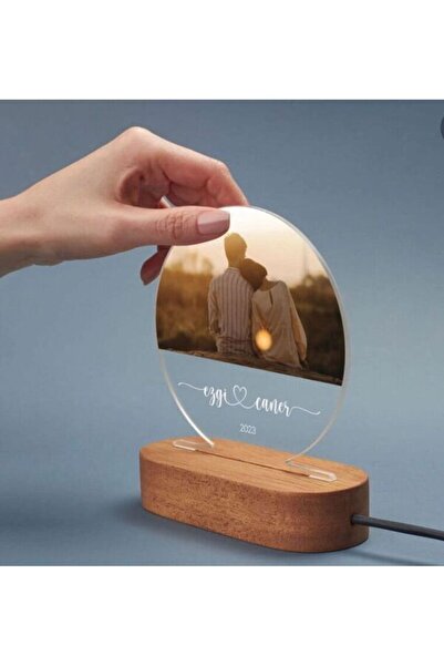 ENCİVA KİŞİYE ÖZEL FOTOĞRAFLI VE İSME ÖZEL GECE LAMBASI SEVGİLİYE ARKADAŞA ANNEYE HEDİYE