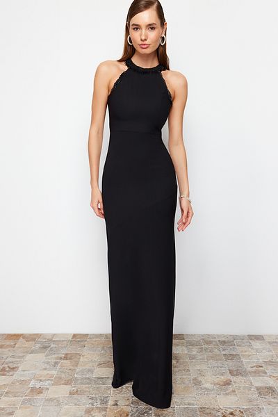 Trendyol Collection Μαύρο Εφαρμοσμένο Γυαλιστερό Πέτρινο Υφαντό Μακρύ Κομψό Βραδινό Φόρεμα Νυχτερινής Αποφοίτησης TPRSS24AE00023