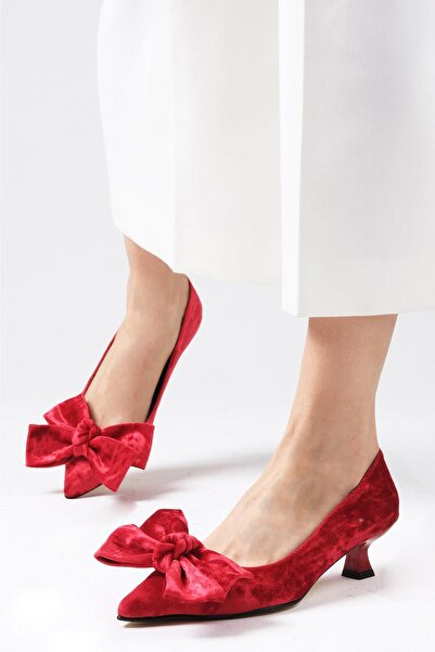 Mio Gusto Molly Kırmızı Renk Kadife Mini Ökçeli Fiyonklu Kadın Kısa Topuklu Ayakkabı