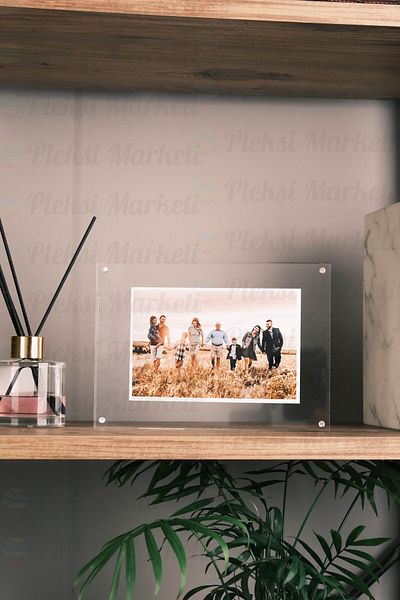 Pleksi Marketi Photo Frame with Plexi Miktanis --15x21cm--1 Piece--