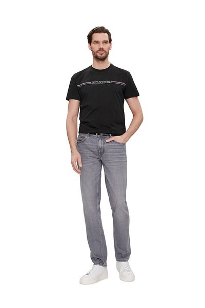 Tommy Hilfiger Men's Cotton Short Sleeve Round Neck Black T-Shirt MW0MW34428-BDS