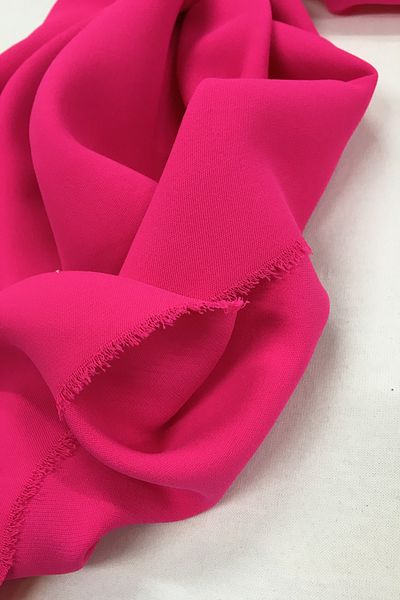 Yiğit Kumaş Fuchsia Color Tough Crepe Fabric