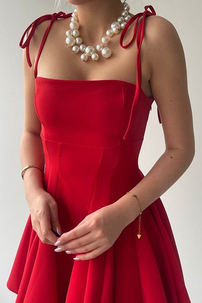 Secret Passion Lingerie Rochie roșie Atlas Homecoming - Detaliu din dantelă, bretele subțiri, croială prințesă 164