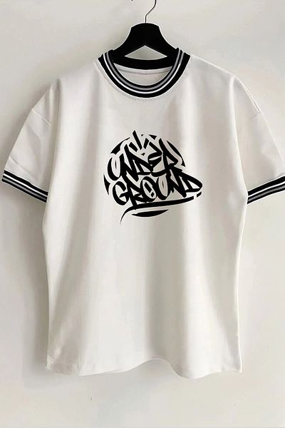 Vordevia Underground Text Printed New Season Λευκό Oversize Unisex Tshirt με λεπτομέρεια γιακά και μανίκια