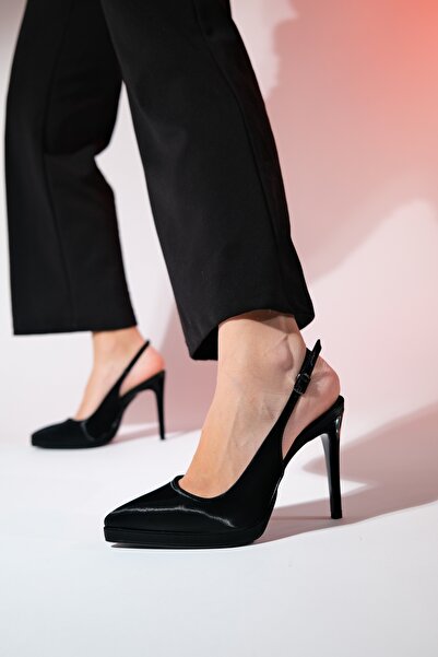 LuviShoes SANTA Černé dámské boty na podpatku se špičatou špičkou