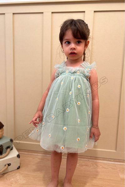 penu baby kids Green Daisy Embroidered Detailed Strappy Baby Girl Dress