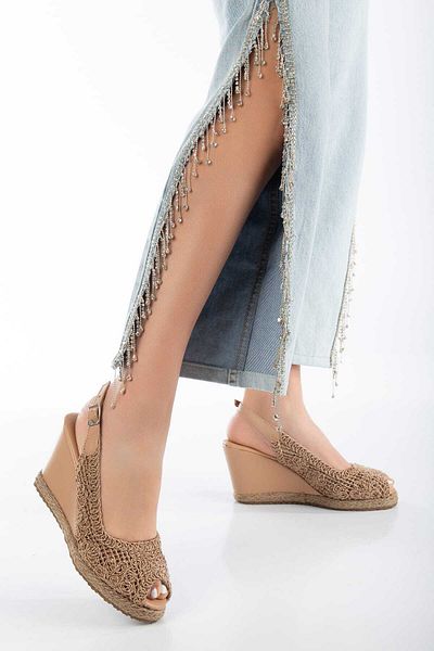 Kartezyen Nut Nut Toe Embroidered Wedge Heeled Shoes