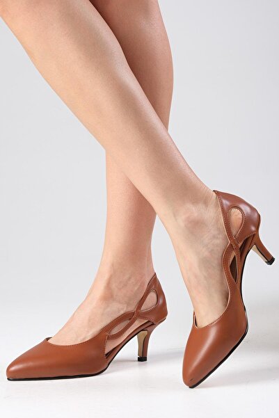 Mio Gusto Dámské boty na nízkém podpatku Violetta Tan Color