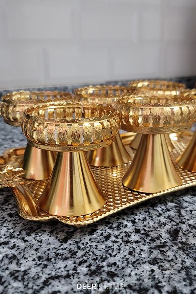 Passionis Gold Tray and 6 Presentation Bowls, Catering Bowls, Snack Bowls, Lugs