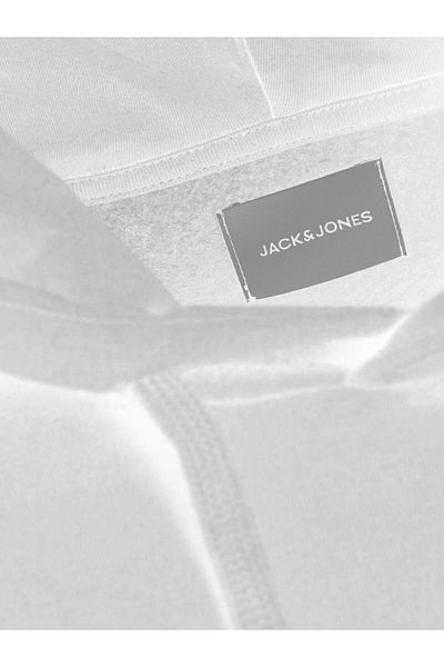 Jack & Jones شعار كابوزينبلوفر - أنيق ومريح