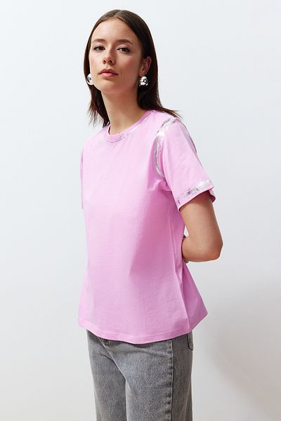 Trendyol Collection Rózsaszín leveles bő/kényelmes mintás kötött póló TWOSS24TS00073