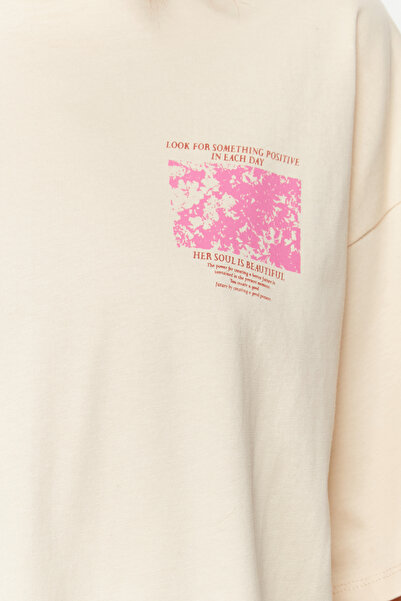 Trendyol Collection Premium Stone T-Shirt aus 100 % dicker Baumwolle mit Aufdruck vorne und hinten, Oversize/Weit geschnittenes Strick-T-Shirt TWOSS23TS00269