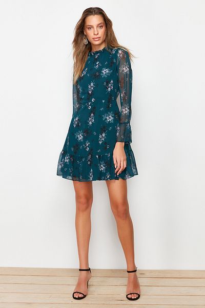 Trendyol Collection Μίνι υφαντό φόρεμα πράσινου λουλουδάτο με γιακά με επένδυση TCLAW19LJ0076