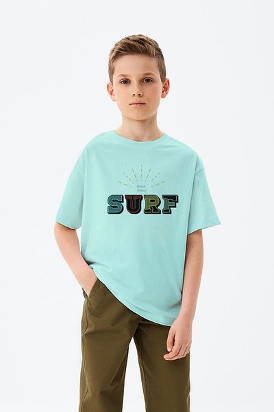 ADABEBEK Έγχρωμο τυπωμένο μπλουζάκι για αγόρι με Surf Text