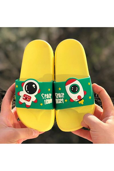 Pandalina Children's Slippers Astronaut Rocket Figured Non-Slip Sole Children's Beach Sea Pool Bathroom Slippers