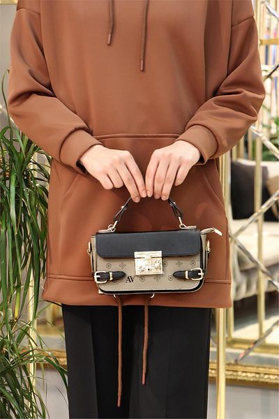 Armine 359 Women's Handbag Mink