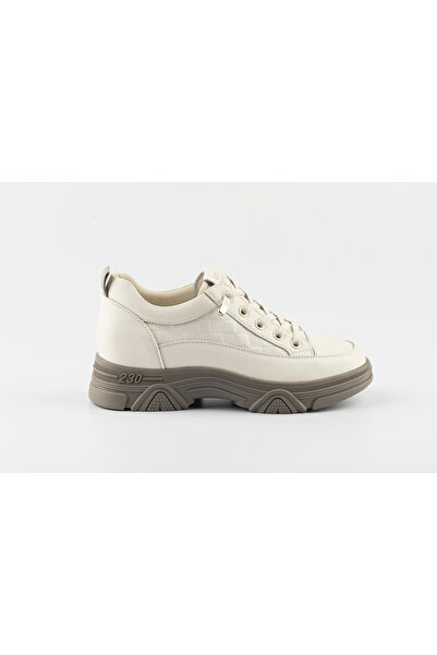 Guja Lastik bağcık deri ayakkabı ( kalıbı 1 numara küçüktür )