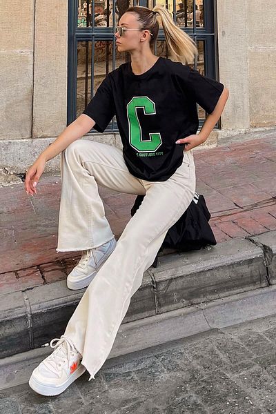 Swist Γυναικείο μπλουζάκι Oversize μαύρο C με στάμπα