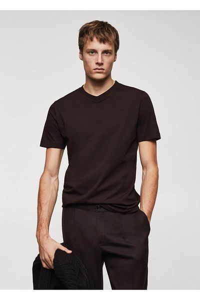 MANGO Man Basic-T-Shirt mit V-Ausschnitt