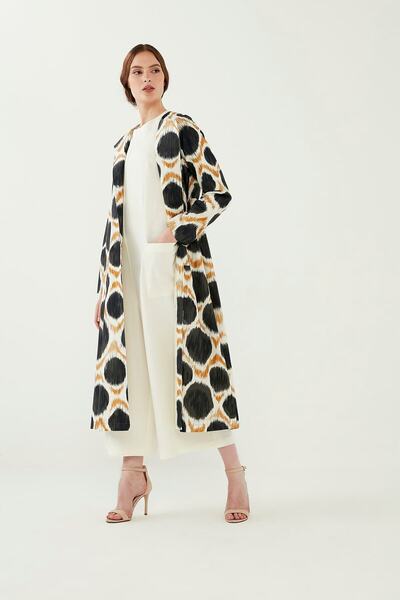 R4 Ebruli Beli Kuşaklı Pamuklu Özel Tasarım Ikat Trençkot