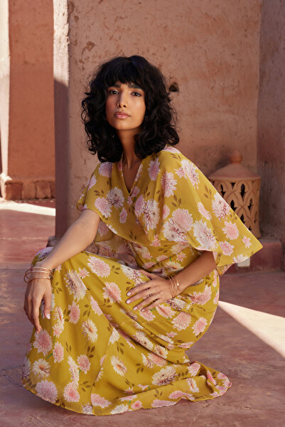 Trendyol Modest Mustard Floral Half Sleeve Lined Woven Chiffon Dress TCTSS24EB00006