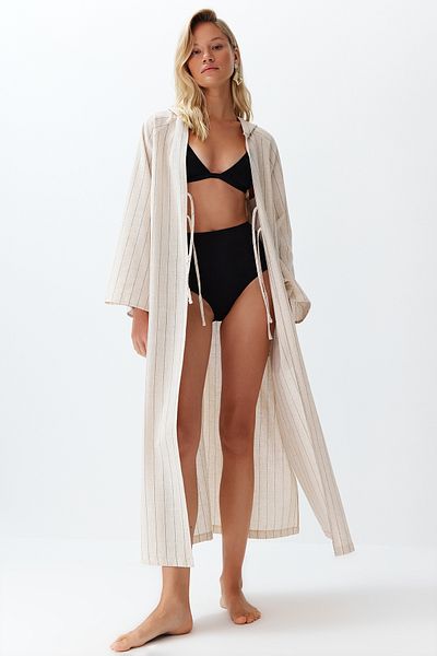 Trendyol Collection Gestreifter Maxi-Kimono und Kaftan aus gewebter, gebundener Leinenmischung aus 100 % Baumwolle mit Gürtel TBESS24KM00037