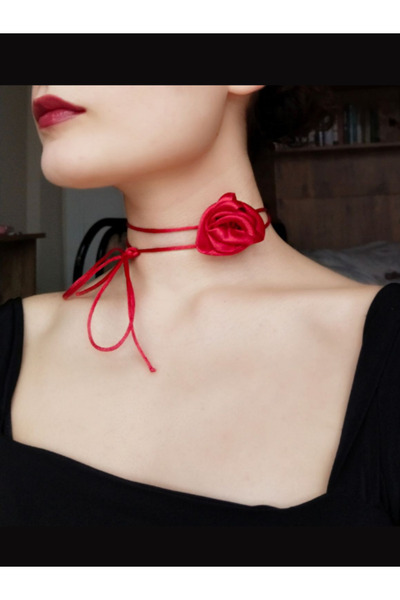 SHİNELİZE fransız tarzı bağlamalı gül kolye, kırmızı saten kurdeleli bağlamalı kolye, bağlamalı gül kolye