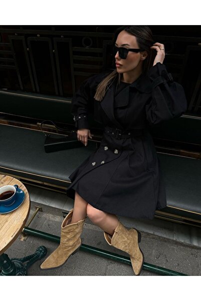 SERHANE SİYAH VOLANLI KEMERLİ TRENÇKOT