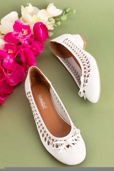 Gondol Жіночі туфлі з натуральної шкіри Gunluk на низьких підборах Babet Ss2024