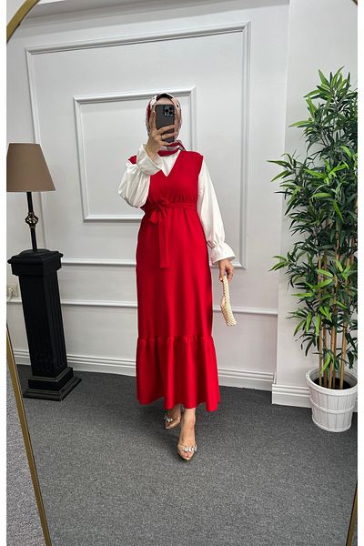 Nisa Nalbantoğlu Red Crepe Hijab Gilet