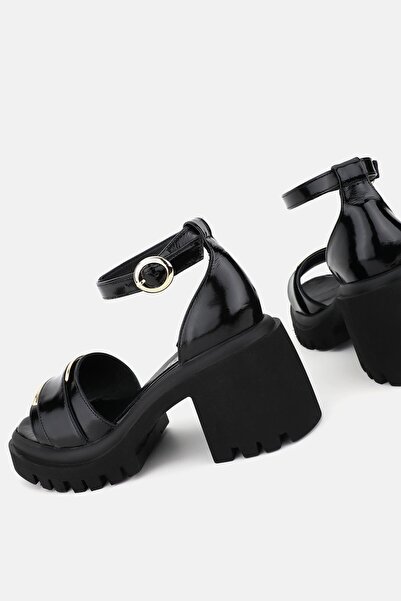 TUNAELLİ WOMEN'S BLACK Patent Leather Genuine Natural Leather Thick Heeled SANDALS SHOES