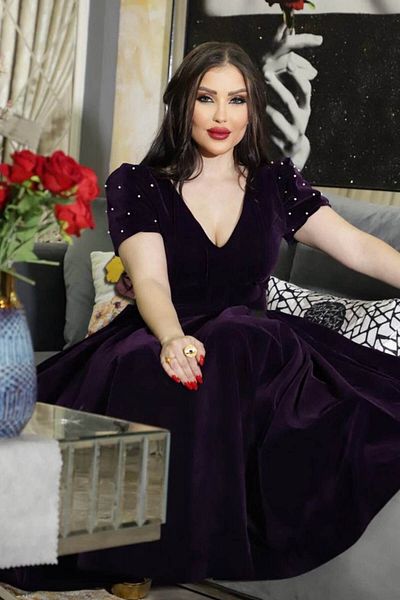 Gold Dresses BEAUTY LADY MIDI VELVET EVENING DRESS GDS241132