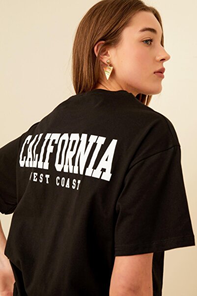 Swist Μαύρο γυναικείο μπλουζάκι Clfrnia Back Printed Oversize