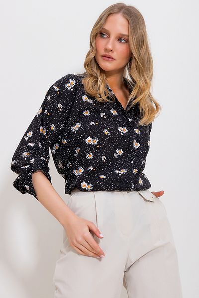 Trend Alaçatı Stili Schwarzes gemustertes Viskosehemd für Damen ALC-X11860