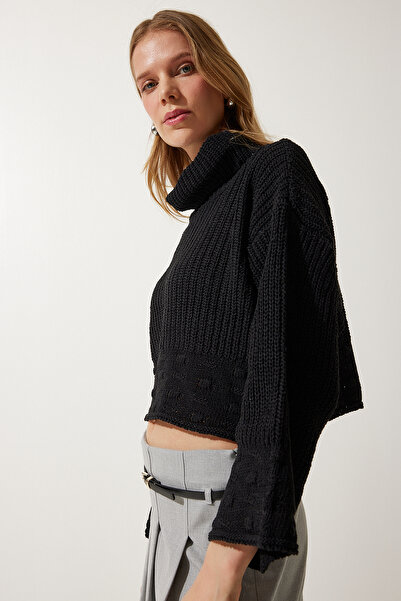 Happiness İstanbul Dámsky sezónny sveter z čierneho roláku s textúrou MW00133