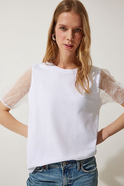 Happiness İstanbul Tricou alb tricotat pentru femei cu detaliu din tul pe mâneci WO00033