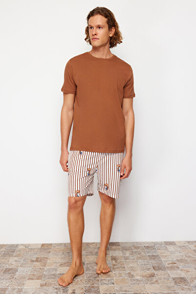 Trendyol Collection Hnědý plyšový medvídek Regular Fit Pletené šortky s potiskem Sada pyžama TMNSS24PT00034