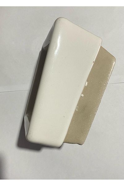 SGS PORCELAIN BATHROOM SOAP TABLE