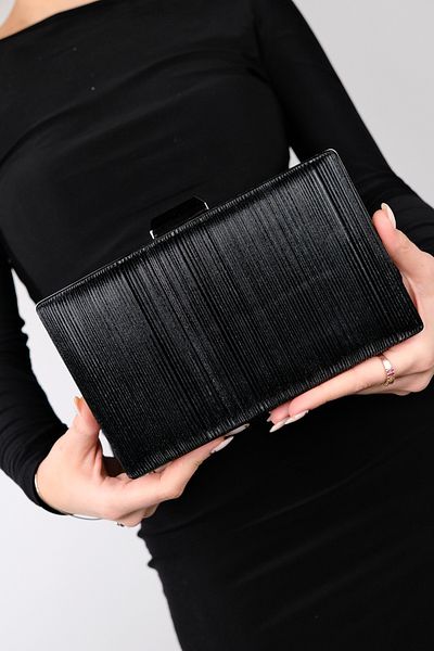 LuviShoes حقيبة سهرة نسائية مخططة باللون الأسود من YADAYA