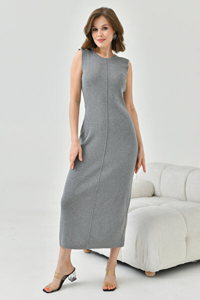 vuvutasarım Новий сезон Літній Midi довжини Прання Пряжа Трикотаж Велосипедний комір Безрукавне трикотажне плаття 1110