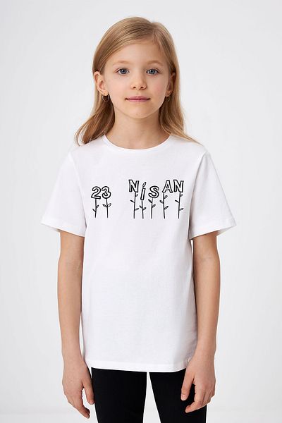 ADABEBEK Tricou pentru fetiță cu imprimeu special 23 aprilie cu model de flori